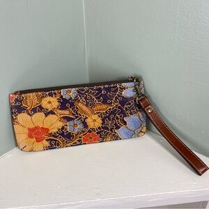 Patricia Nash 10x4.5 Leather Floral Wristlet Wallet Purse Clutch Bag